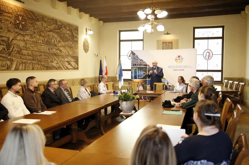 aktualność: Ponad 1,5 mln zł dla organizacji pozarządowych w Wejherowie – kolejne dotacje podpisane 